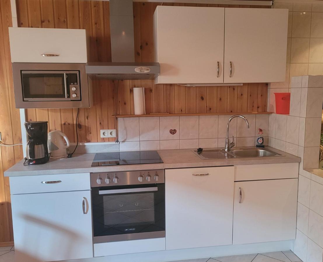 Appartement Poelzl Oeblarn Region Schladming Dachstein Oblarn Bagian luar foto