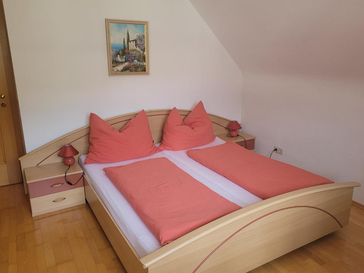 Appartement Poelzl Oeblarn Region Schladming Dachstein Oblarn Bagian luar foto